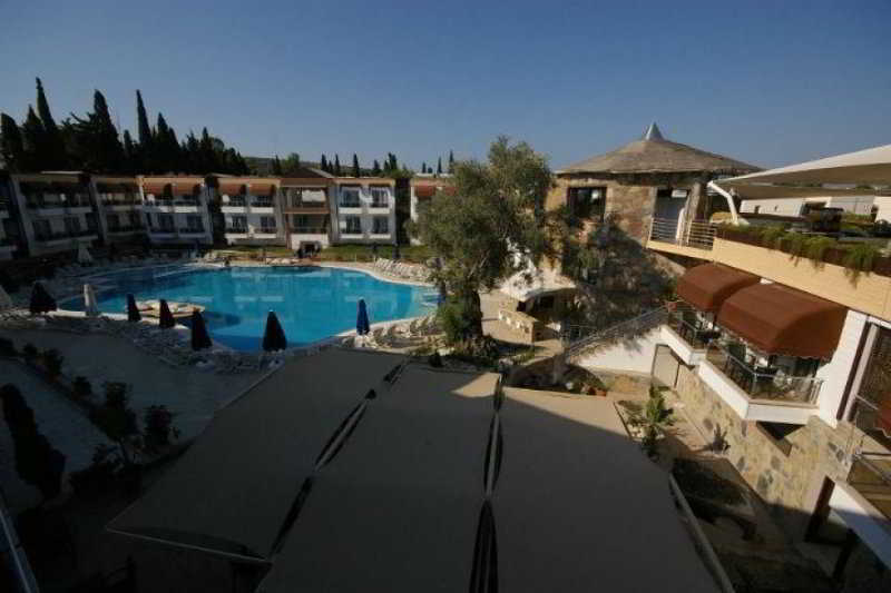 Risa Hotel All Inclusive Bitez Exteriör bild
